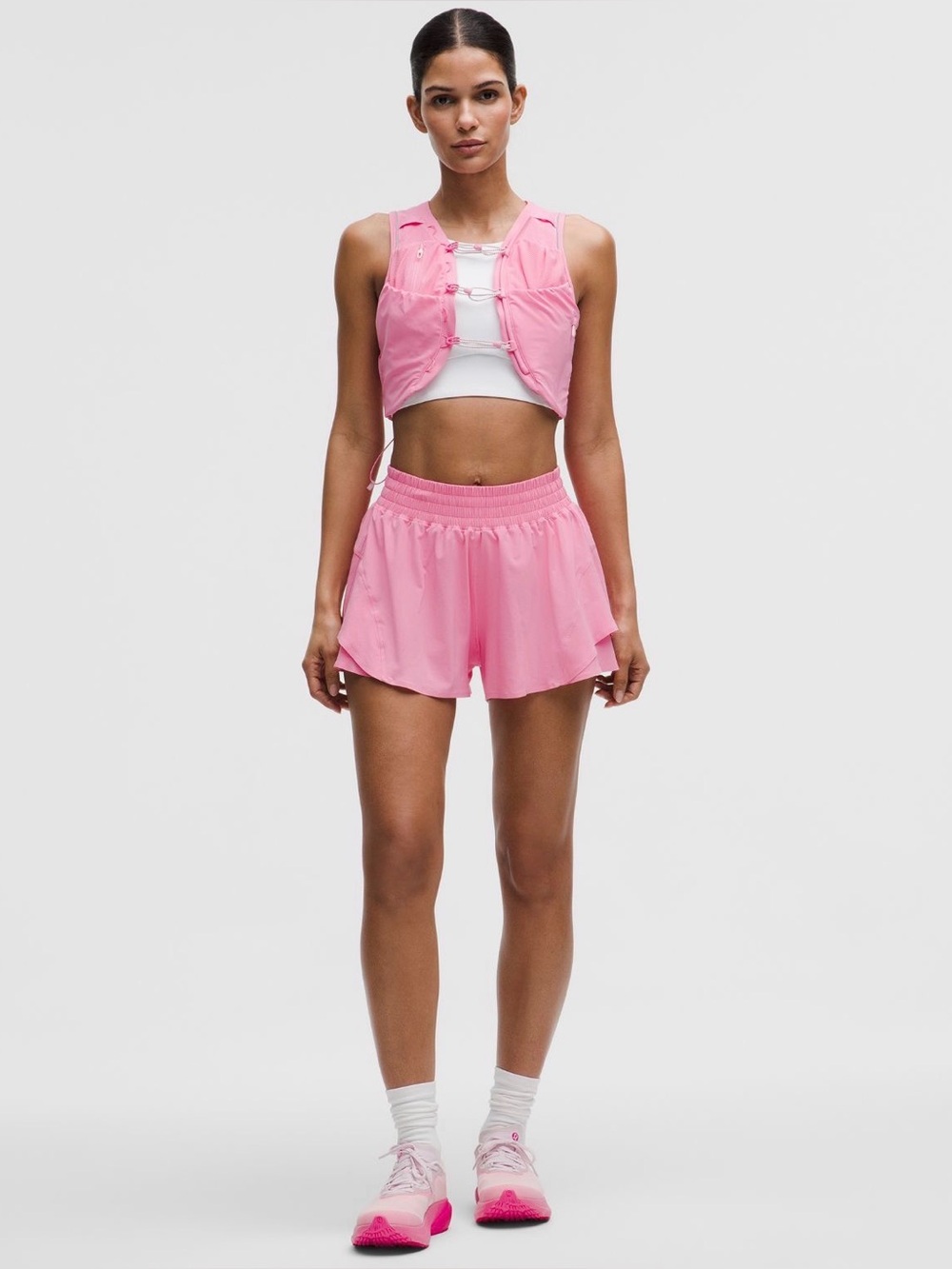 NWT lululemon shake it out high rise running short 2.5 Candy Cloud (pink)